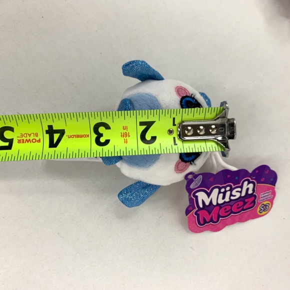 Bundle/Set MUSHMEEZ squeezable Assorted plush clip on toys, stocking stuffers - Picture 13 of 13